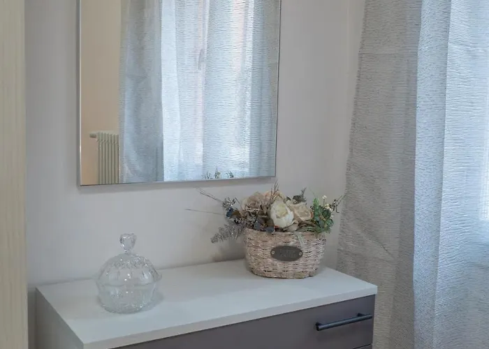 Lachiocciola - Centro Storico Di Imola, Autodromo E Formula 1 Nyaraló *