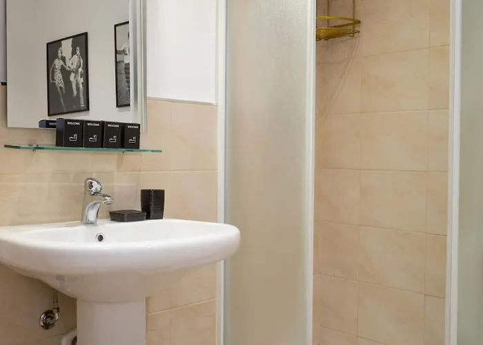 Lachiocciola - Centro Storico Di Imola, Autodromo E Formula 1 *